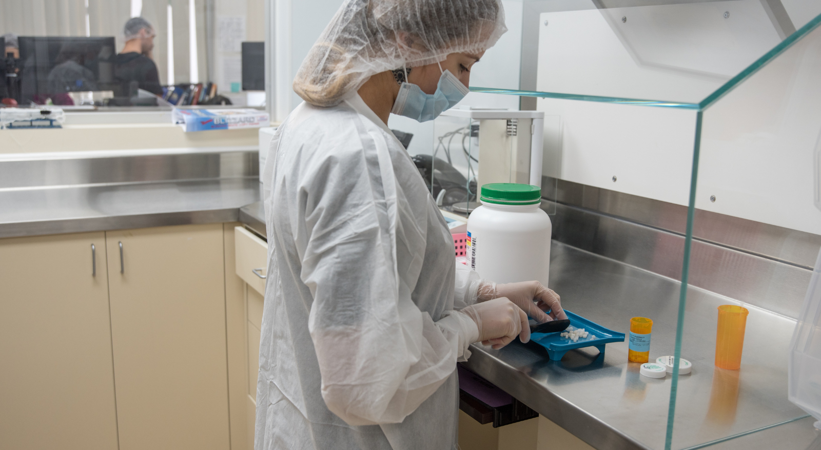 Cuidados com a Saúde da Pele: O Papel dos Dermocosméticos Manipulados